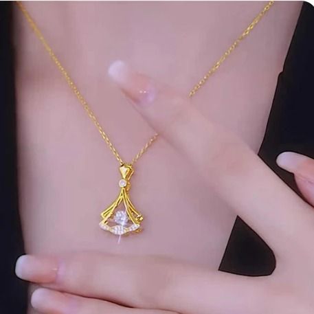 Gold Fan Necklace